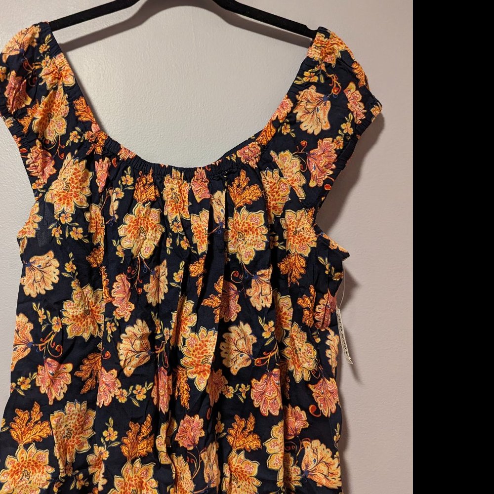 NWT Old Navy off-shoulder floral top - Navy XL